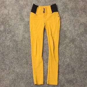 Yellow high waisted stretchy skinny jeans